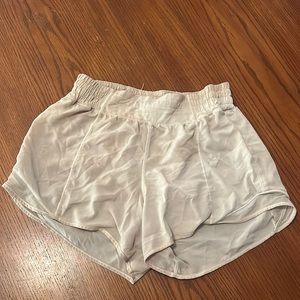 WHITE LULULEMON SHORTS